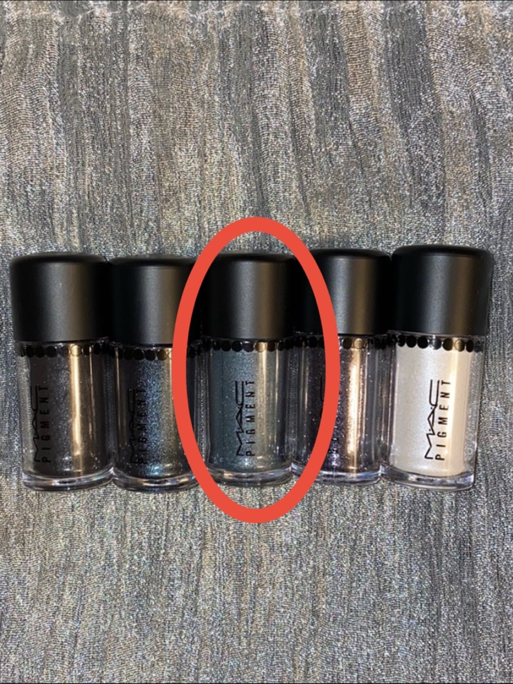 Brand New MAC Objects of Affection Glitter Pigment - Blue Noir